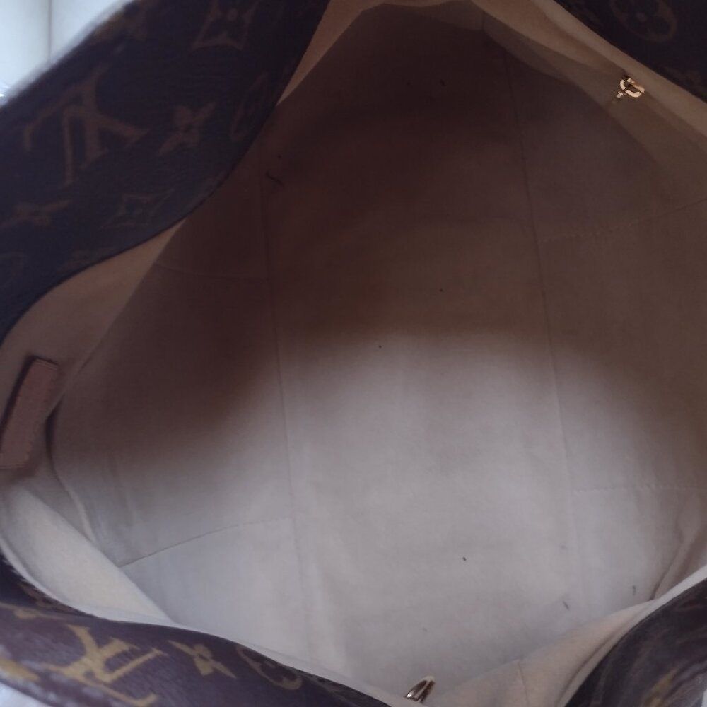 💯% AUTHENTIC Beautiful Louis Vuitton Artsy MM - Picture 6 of 16
